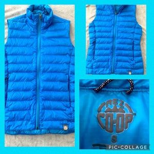 REI women’s blue puffer vest